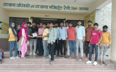 रैणी महाविद्यालय में प्रोफेसरो की कमी को लेकर कॉलेज विद्यार्थियों ने रैणी उपखंड अधिकारी कार्यालय मे सौंपा ज्ञापन