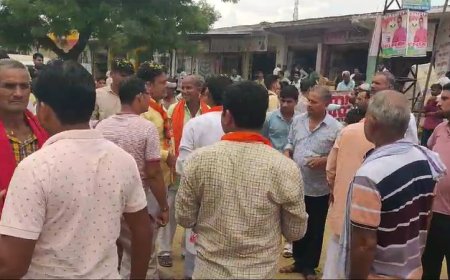 लक्ष्मणगढ़ में परिवर्तन यात्रा का आगमन भाजपा नेता मंच तक नहीं पहुंचने से जनता में मायूसी