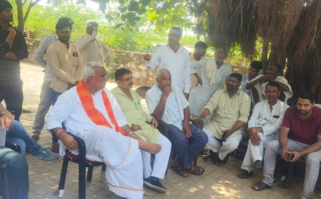 शमसान मे जेसीबी ने की खुदाई: ग्रामीणों ने बच्चो क़े शवों को खुर्दबुर्द करने क़ा लगाया आरोप, मामला दर्ज