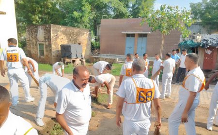 स्वच्छता हाई सेवा पखवाड़े अंतर्गत की सफाई