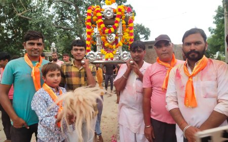 दादिया में जलझूलनी एकादशी पर ठाकुरजी को कराया जल विहार, निकाली डोल यात्राए