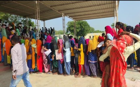 आज बुधवार को भी भूड़ा पंचायत के ही पात्र जनाधार परिवारो को ही वितरण होगे स्मार्टफोन