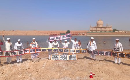 माधा मेले मे पर्यावरण सेवकों ने पर्यावरण प्रदर्शनी लगाकर परिसर को रखा पॉलिथीन व प्रदूषण मुक्त