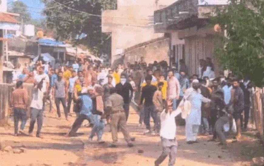 बजरंग दल की शौर्य यात्रा पर पथराव:  आंसू गैस के गोले दागकर पुलिस ने काबू किए हालात