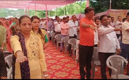 प्रधानमंत्री नरेंद्र मोदी की अपील पर आज 500 जनसमूह के साथ की स्वच्छता की प्रतिज्ञा