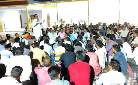 पूर्व प्रधान द्वारा विधानसभा क्षेत्र सुमेरपुर में निकाली गई जन सेवा संकल्प यात्रा के समापन पर वाहन रैली निकालेंगे