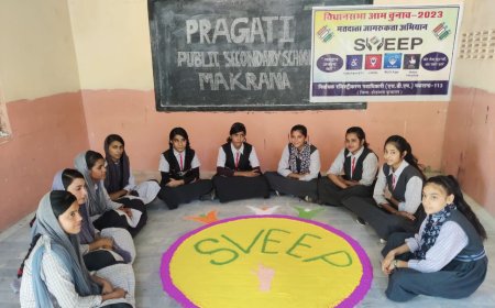 लघु नाटिका प्रस्तुत कर मतदान की महत्ता बताई