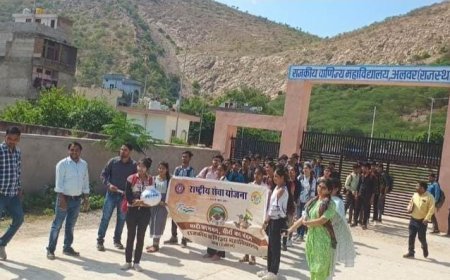 राजकीय वाणिज्य महाविद्यालय अलवर में निकाली अमृत कलश यात्रा