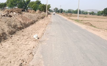 सार्वजनिक निर्माण विभाग की लापरवाही से हो सकती है दुर्घटना