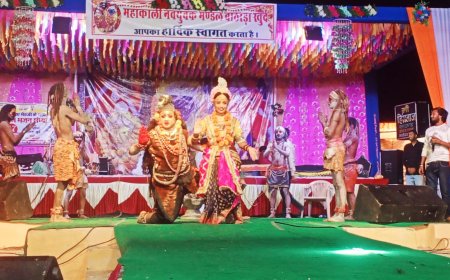 भजन संध्या में थिरके श्रद्धालु,शिव व महाकाली की झांकी रही आकर्षण का केन्द्र