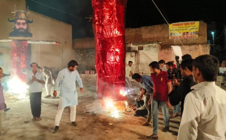 असत्य पर सत्य की विजय:  मुंडावर में हर्ष उल्लास के साथ मनाया गया विजयदशमी का त्यौहार, किया रावण दहन