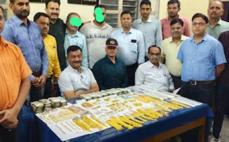 विधानसभा चुनाव के चलते राजधानी एक्सप्रेस में 6.61 करोड़ का गोल्ड पकड़ा:बैग में थे सोने की ज्वेलरी और बिस्किट