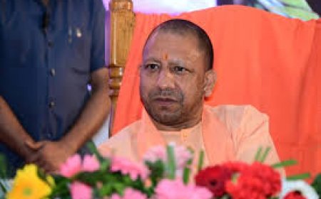 योगी सरकार का बड़ा एलान अब 50 साल पार कर चुके पुलिस कर्मी होंगे 'रिटायर'