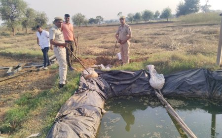 चौपानकी पुलिस की अवैध शराब की भट्टीयों पर छापेमारी की कार्यवाही:10,000 लीटर वॉश नष्ट