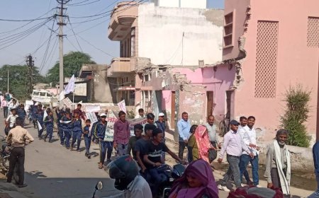 भय मुक्त चुनाव संपन्न कराने हेतु उपखंड स्तरीय कर्मचारी एवं स्कूली बच्चों ने निकाली रैली