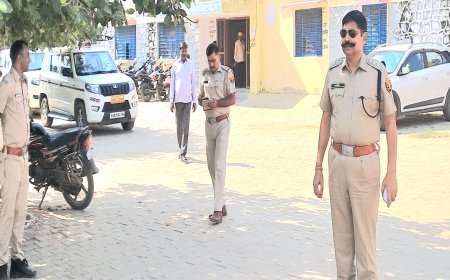 आचार संहिता पालना हेतु पुलिस उपाधीक्षक अशोक चौहान के नेतृत्व में तीन थानों की पुलिस तैनात