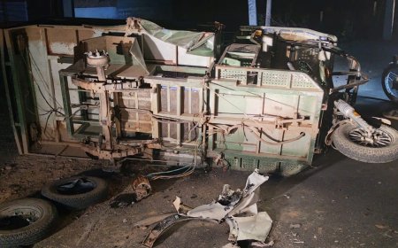 भगत की ढाणी पर कार-टेम्पु की टक्कर, दो घायल; आपत्ति के बाद अस्पताल में चिकित्सा जारी