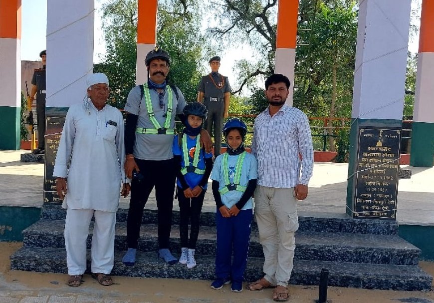 शहीद स्मारक पोसाना पर साइकिल यात्रा पर निकली बेटियों का किया सम्मान