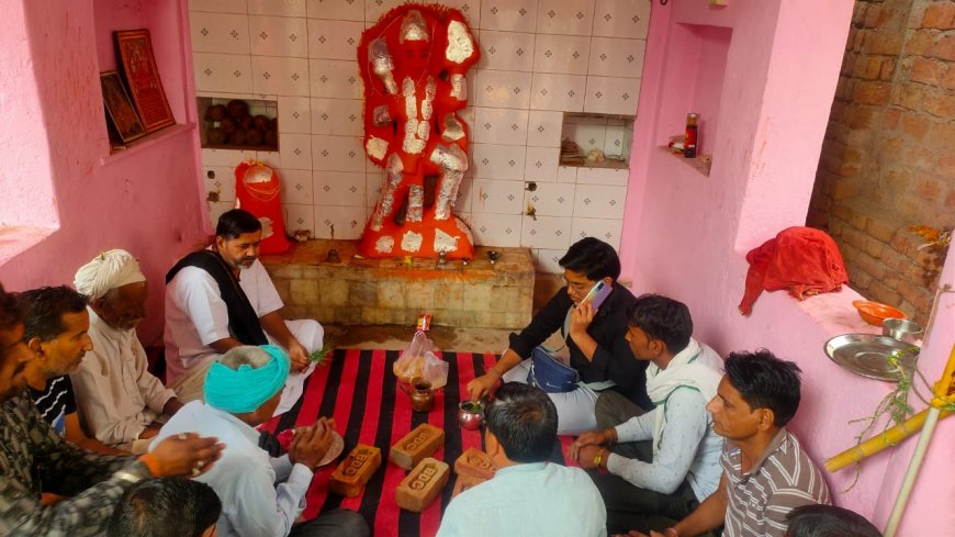 लक्ष्मणगढ़ में शिखर शिलान्यास में पहुंचे रामकथा वाचक बनवारी बापू