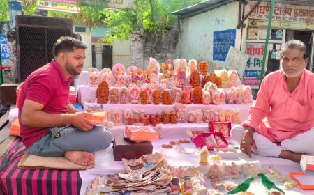 बृजवासी मूर्ति कला केंद्र कस्बे में बिखेर रहा अपनी छटा