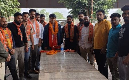 युवाओं ने भाजपा का दामन थामा, विधायक शर्मा ने दुपट्टा पहनाकर किया स्वागत