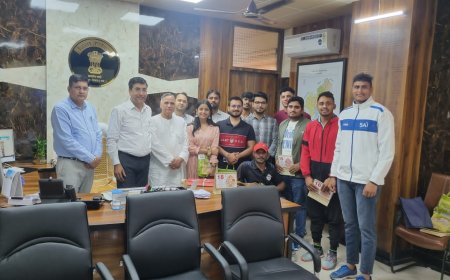 सभी अपने मताधिकार का प्रयोग करें साथ ही दूसरों को भी मतदान करने हेतु प्रोत्साहित करें -जिला कलक्टर