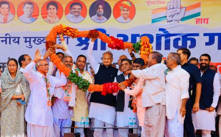 कांग्रेस प्रत्याशी राजेन्द्र सिंह यादव के समर्थन में मुख्यमंत्री अशोक गहलोत ने विशाल जनसभा को किया सम्बोधित 