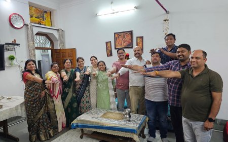 भारत विकास परिषद्  अध्यक्ष मुछाल ने दिलाई मतदान की शपथ