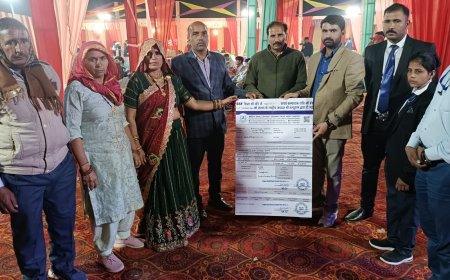 विप्र शिक्षा फाऊंडेशन की ओर से देवउठनी ग्यारस पर बानसूर में गरीब परिवारों की बच्चियों की शादी में दी गई सहायता