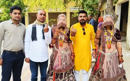 नए मतदाता युवक व युवतियों ने अपने वोट का नई सरकार बनाने में बड़े हर्षोल्लास के साथ किया उपयोग