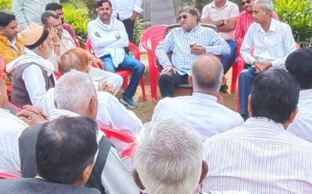 मतदान खत्म होने के बाद चर्चाओं का दौर शुरू:  कार्यकर्ताओं से मुलाकात व आराम में बीता प्रत्याशियों का दिन