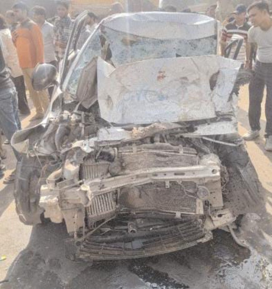 कार और रोडवेज बस में हुई आमने-सामने की भीषण टक्कर: चार युवकों की दर्दनाक मौत, दो जयपुर रैफर