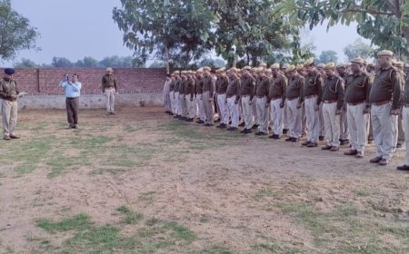 दिवंगत पुलिसकर्मियों को दी श्रद्धांजलि: दो लाख 22 हजार रुपए की राशि एकत्रित की