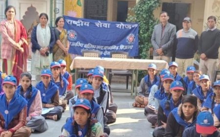राजकीय बालिका उच्च माध्यमिक विद्यालय बांदीकुई में राष्ट्रीय सेवा योजना शिविर का आयोजन