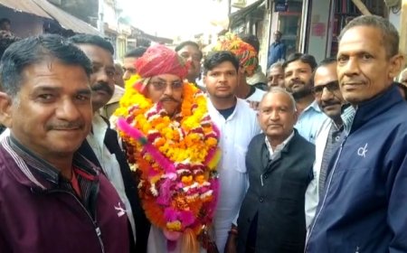 नवनिर्वाचित विधायक बहादुर सिंह कोली का कस्बा वैर के मुख्य मार्गों से होकर निकाला विजय जुलूस