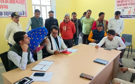 महुवा विधायक राजेंद्र मीणा ने उपखंड स्तरीय अधिकारियों की ली  बैठक भ्रष्टाचार मुक्त महुवा बनाने के साथ फरियादियों की समस्याएं निराकरण करने के दिए निर्देश