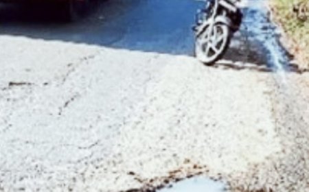 गहरे गड्ढे बन रहे हैं जानलेवा, अधिकारी बन रहे अनजान