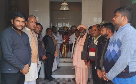 समाज में फैल रही विभिन्न कुरीतियों को दूर करने के लिए मुण्डावर ब्राह्मण समाज की हुई बैठक