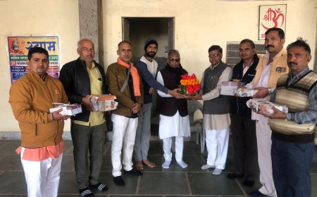 ग्राम राजनौता में अयोध्या से आई अक्षत, चित्र व अन्य सामग्री :ग्रामीणों ने नगर भ्रमण करवाकर किया स्वागत