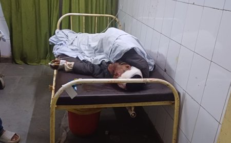 टैंकर की टक्कर से बाईक सवार एक व्यक्ति की मौत व दो गंभीर घायल