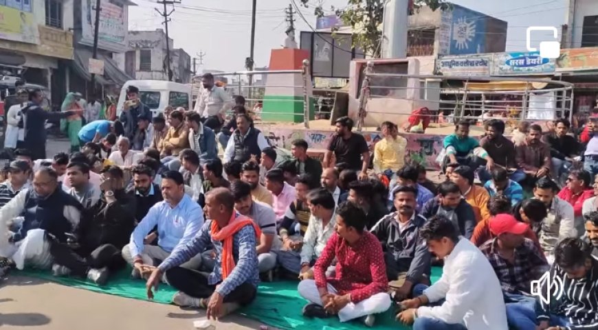 सुखदेव की हत्या के बाद से तनाव के हालात: लक्ष्मणगढ़ कस्बे में बाजार बंद कर जताया विरोध