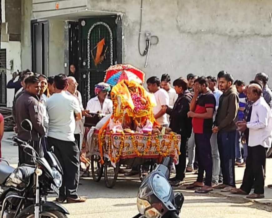 भीलवाड़ा शहर के बीलिया खुर्द में वानर राज की भजनों की धुन के साथ निकाली अंतिम यात्रा