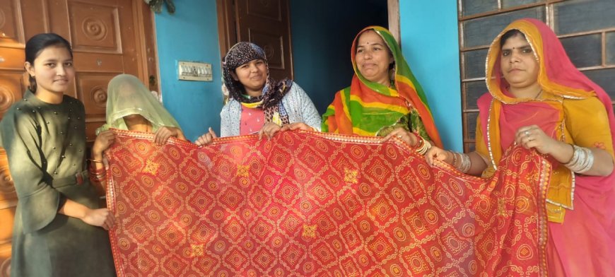 उदयपुरवाटी में मां शाकंभरी की चुनरी यात्रा 25 जनवरी को :मंगल गीत गाकर घर-घर चुनरी के बूटी लगाने का सिलसिला पूरे परवान  पर