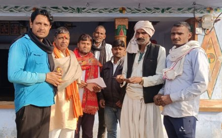 अयोध्या से आए पीले चावल बांटे