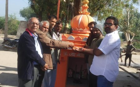 दुजाना में राम भक्तों ने गांव के सभी मंदिरों में पूजित पीले चावल किए अर्पित