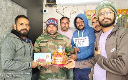 उदयपुरवाटी में हर घर अयोध्या पूजित अक्षत व राम मंदिर का पत्रक किया गया  वितरण