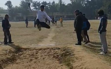 खेल सप्ताह के तीसरे दिन हुई रिले दौड़ और लम्बीकूद प्रतियोगिताएँ