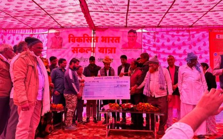 विकसित भारत संकल्प यात्रा के शिविर का चौमूं में हुआ आयोजन, केन्द्र की योजनाओं का लोगो दिया लाभ