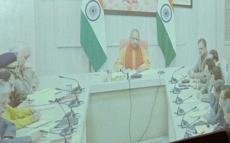 मकर संक्रांति माघ मेला प्राण प्रतिष्ठा गणतंत्र दिवस कानून व्यवस्था को लेकर सीएम योगी ने की वीडियो कॉन्फ्रेंसिंग