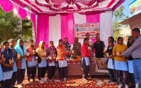 रैणी के पीएम श्री स्कूल पिनान मे युवा दिवस मनाया और कैरियर डे मेले का आयोजन